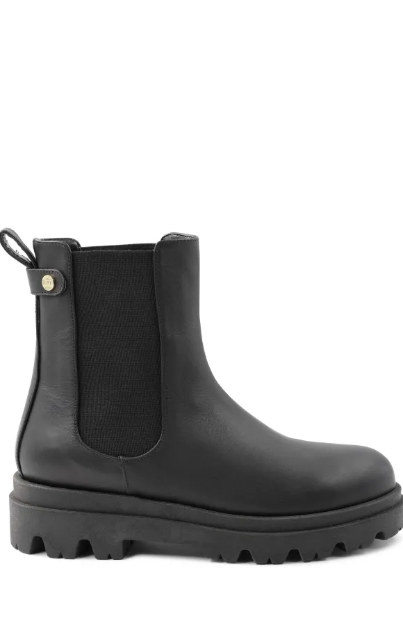 Alma Chunky Leather Chelsea Boot