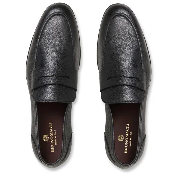 Lastra Slip-On Leather Loafer-Black